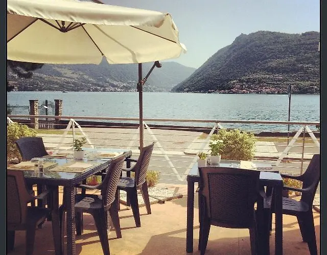 A Lago